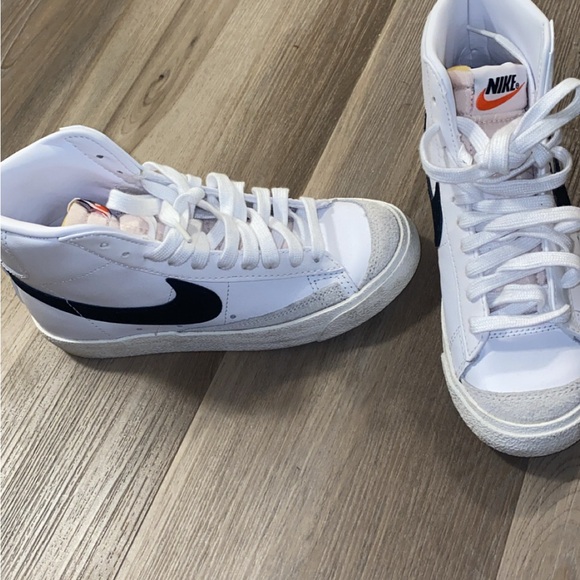 Nike Blazer Hightop wore one time! - Picture 4 of 7